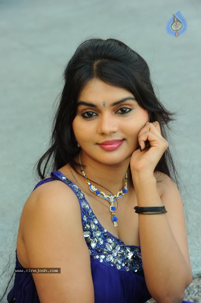 Supriya New Stills - 49 / 57 photos