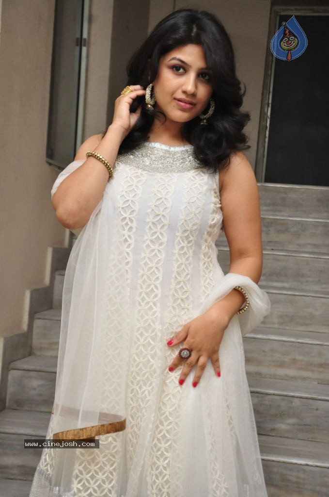 Supriya New Stills - 48 / 50 photos