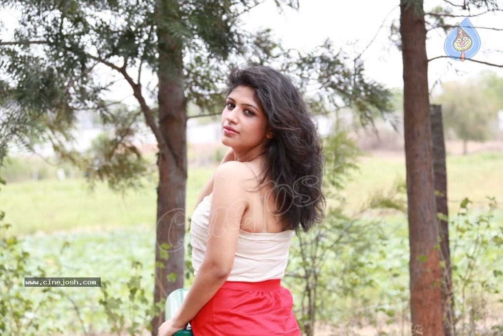 Supriya Photoshoot Stills - 41 / 117 photos