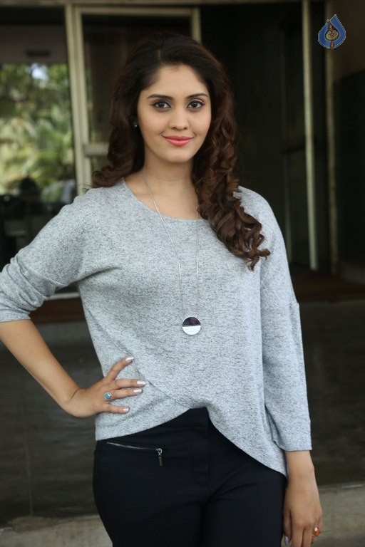 Surabhi Latest Photos - 27 / 42 photos