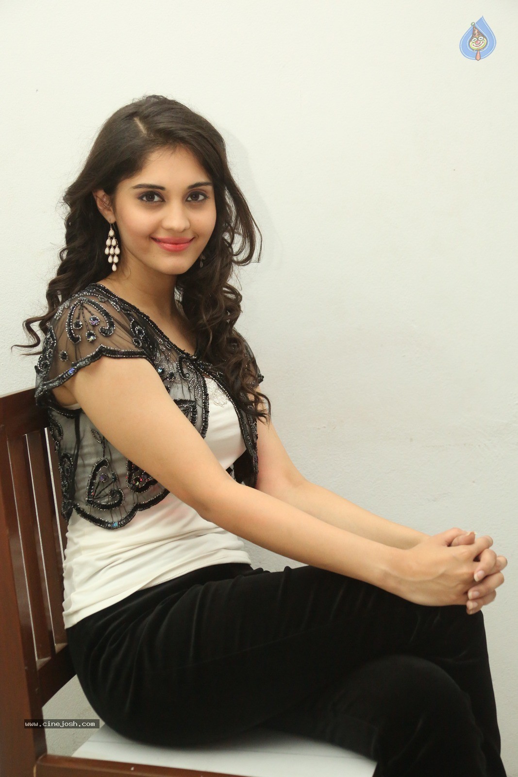 Surabhi New Gallery - 39 / 60 photos