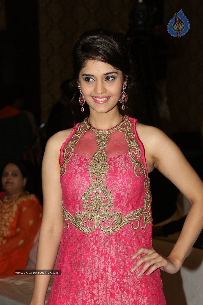 Surabhi New Photos - 116 / 128 photos