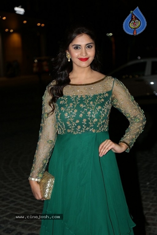 Surabhi New Stills - 5 / 26 photos