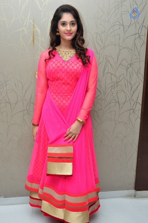 Surabhi Photos - 21 / 29 photos