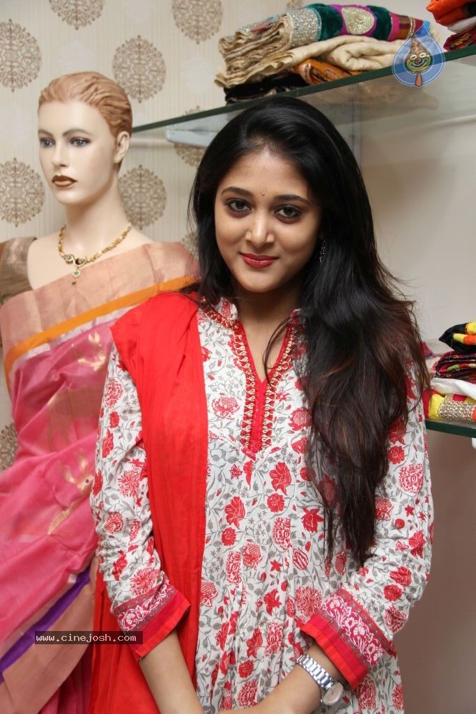 Sushma New Stills - 10 / 130 photos