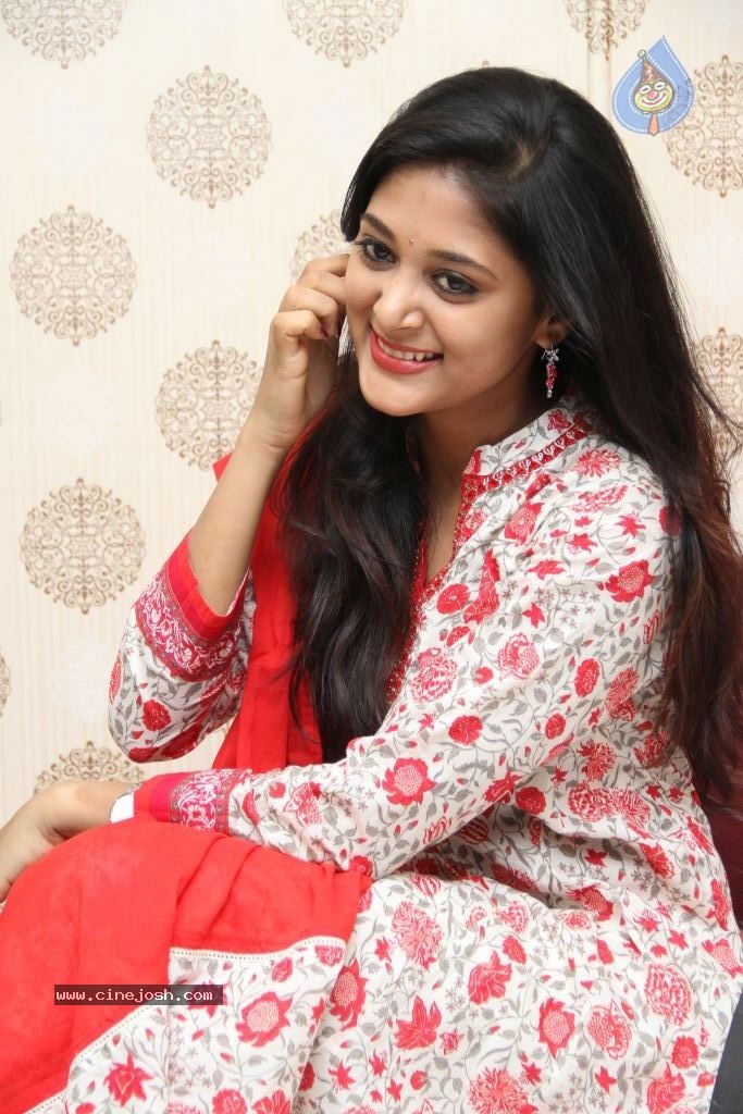 Sushma New Stills - 67 / 130 photos