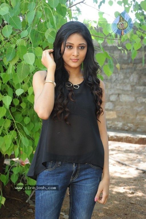 Sushma Raj Stills - 22 / 73 photos