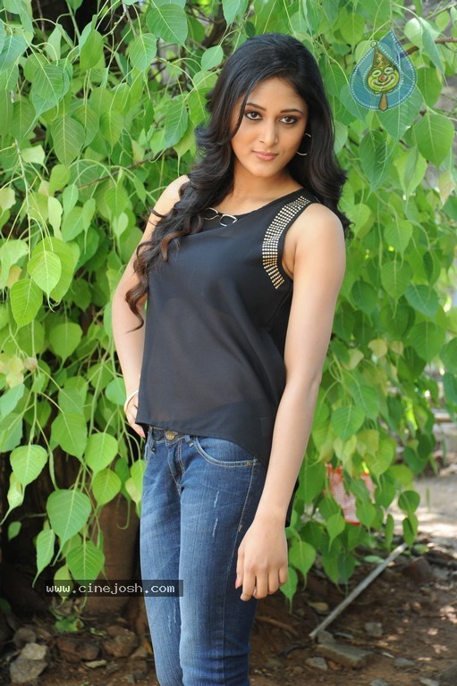 Sushma Raj Stills - 38 / 73 photos