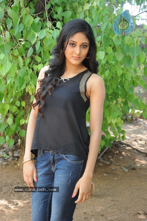 Sushma Raj Stills - 45 / 73 photos