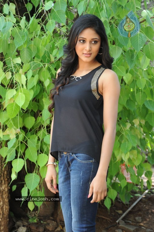 Sushma Raj Stills - 68 / 73 photos