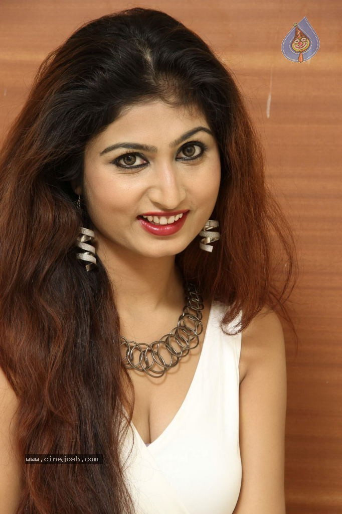 Swapna Benerjee Stills - 79 / 87 photos