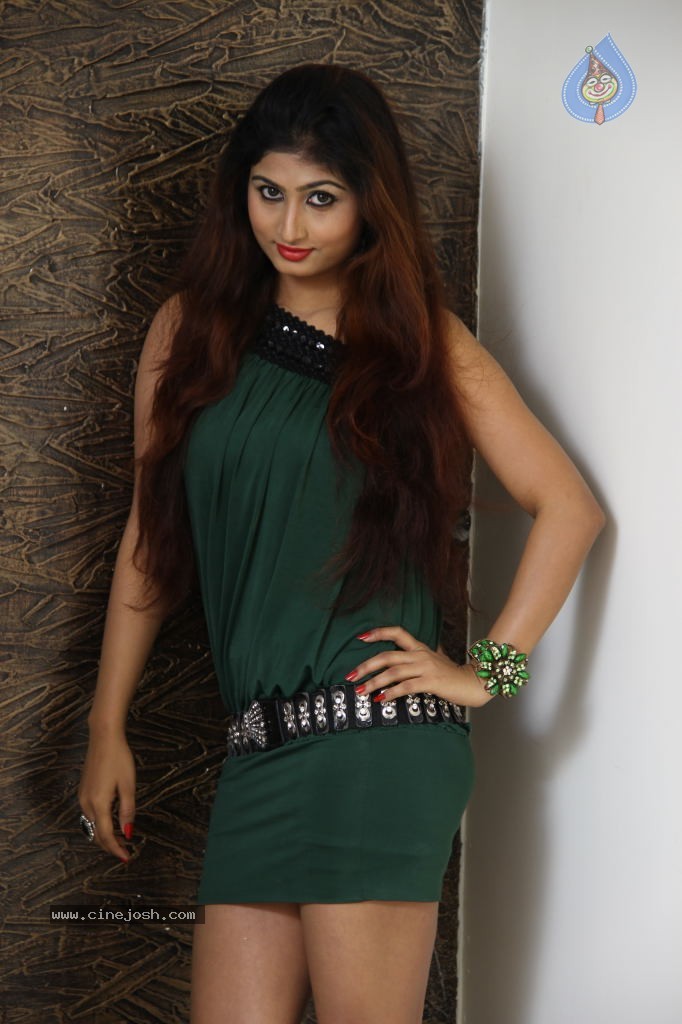 Swapna Hot Photos - 57 / 91 photos