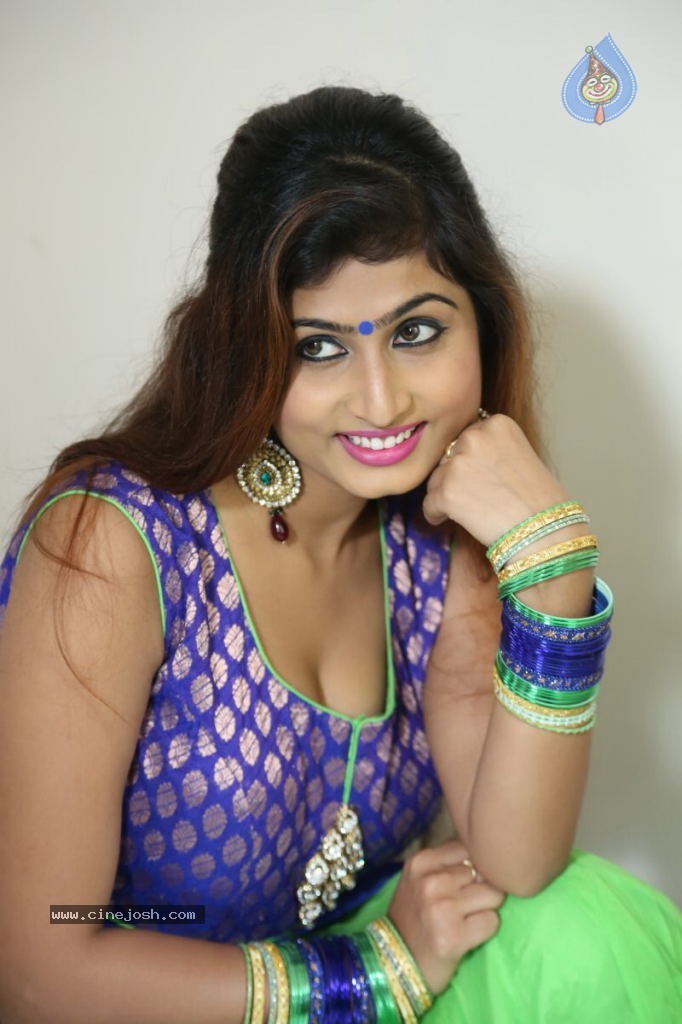 Swapna Hot Stills - 2 / 142 photos