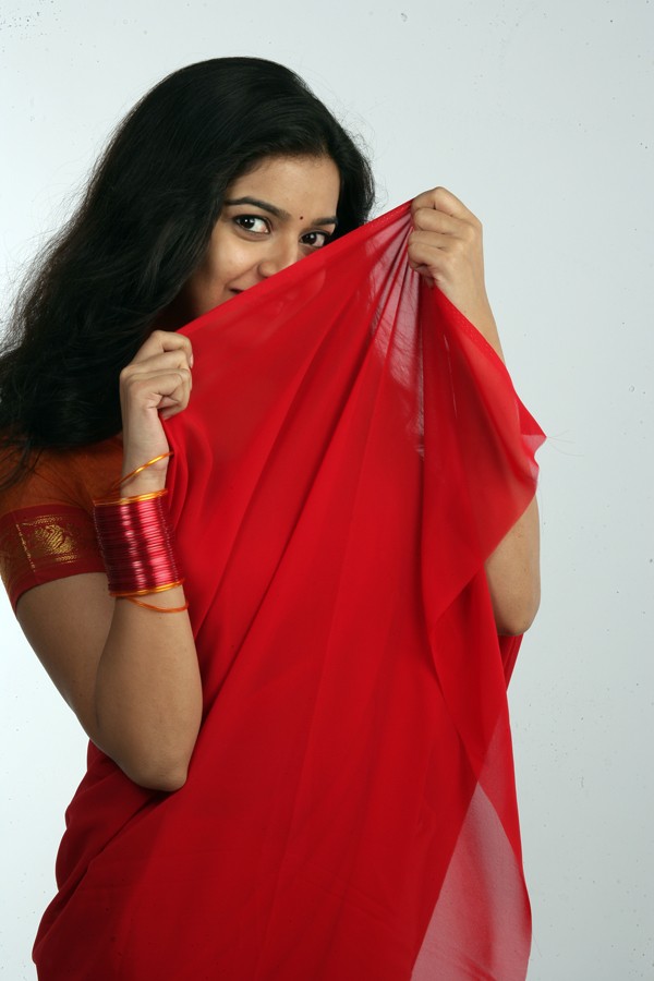 Swathi Gallery - 60 / 100 photos