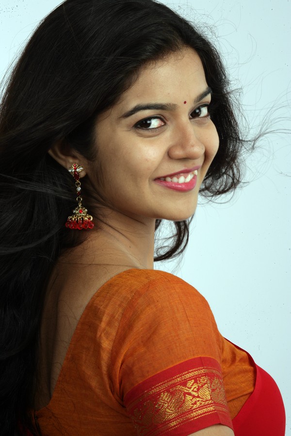 Swathi Gallery - 73 / 100 photos