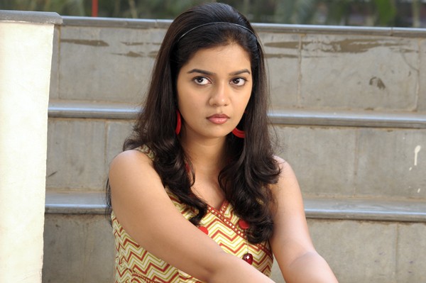 Swathi Gallery - 81 / 100 photos