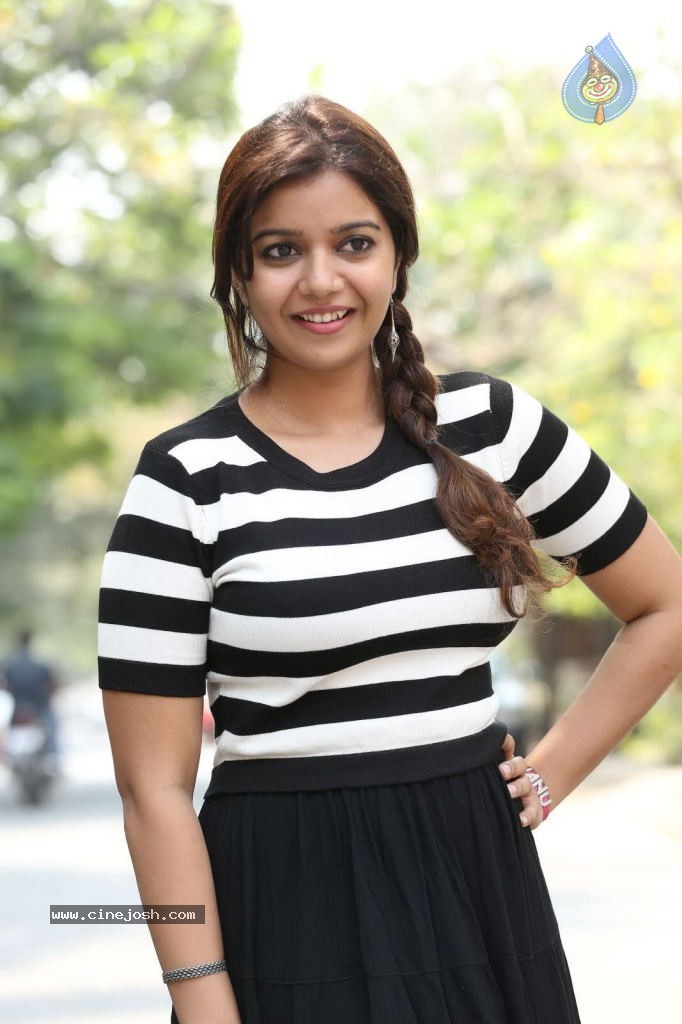 Swathi Interview Stills - 27 / 146 photos