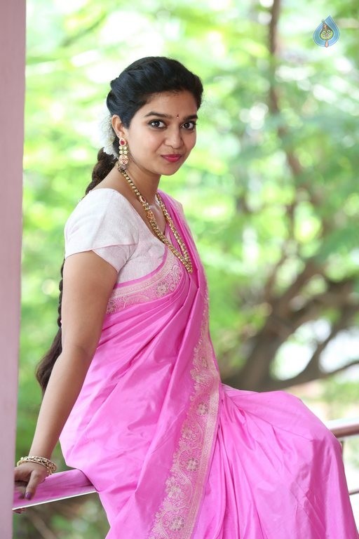 Swathi Latest Photos - 33 / 41 photos