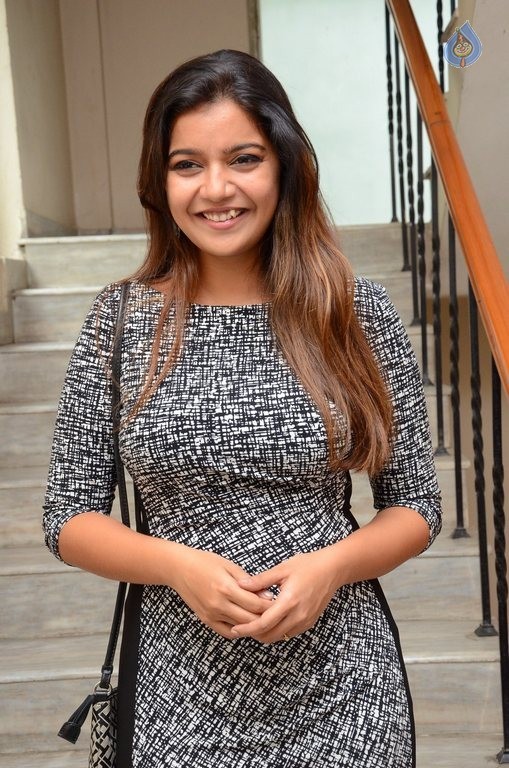 Swathi Latest Photos - 50 / 63 photos