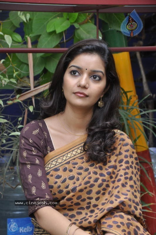 Swathi Latest Stills - 49 / 52 photos