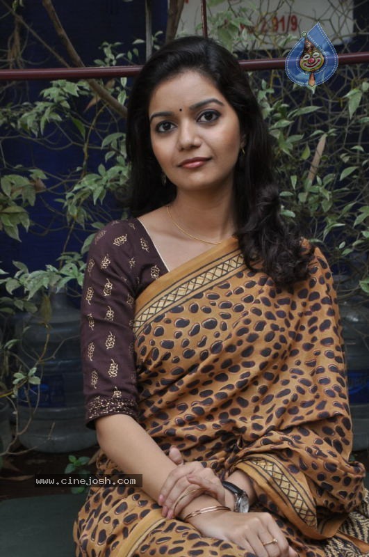 Swathi Latest Stills - 52 / 52 photos