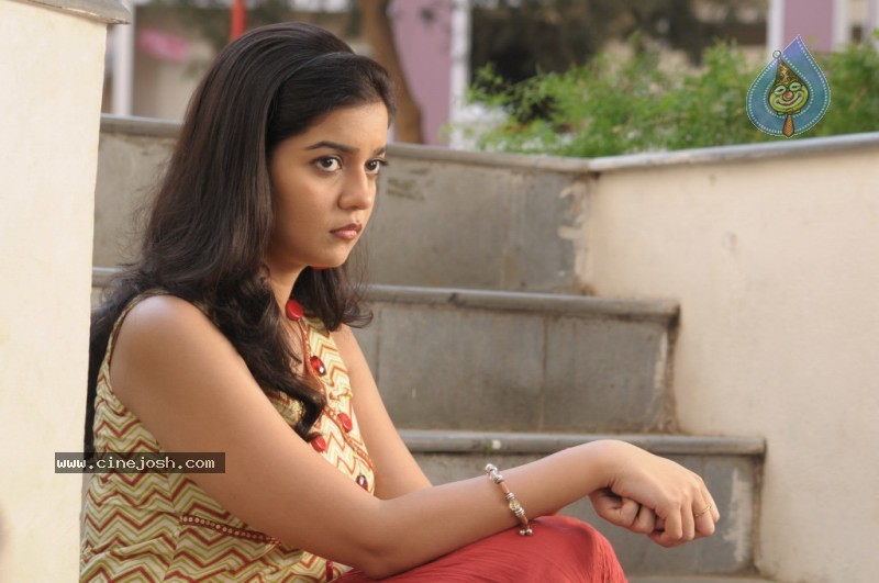 Swathi New Gallery - 39 / 72 photos