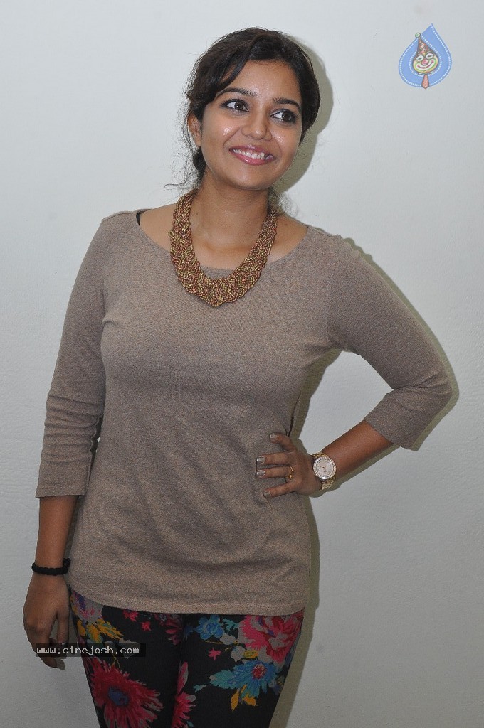 Swathi New Gallery - 29 / 50 photos