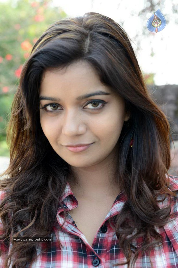 Swathi Stills - 57 / 57 photos