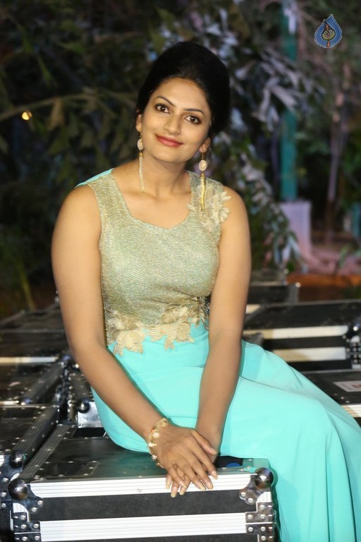 Swetha Varma Pics - 21 / 37 photos