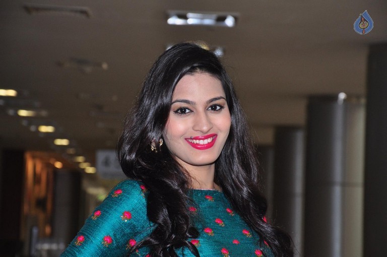 Swetha New Images - 12 / 21 photos