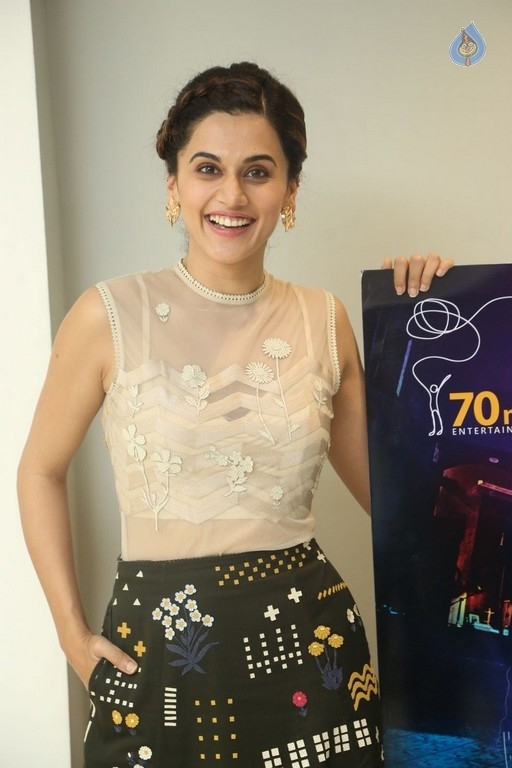 Taapsee Pannu Photos - 12 / 31 photos