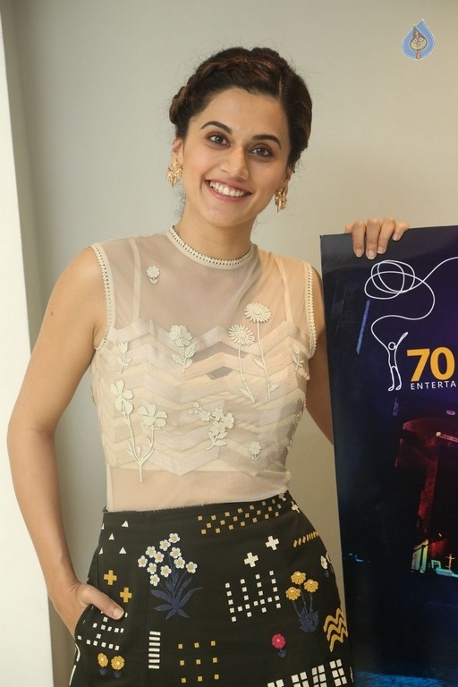 Taapsee Pannu Photos - 19 / 31 photos