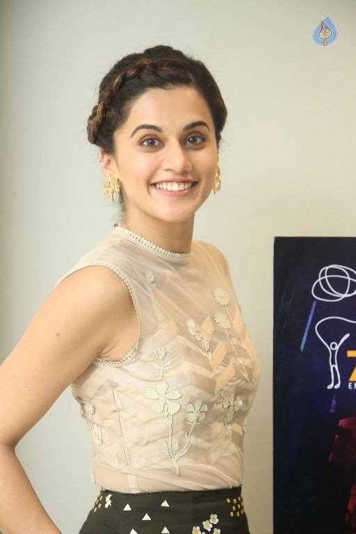 Taapsee Pannu Photos - 26 / 31 photos