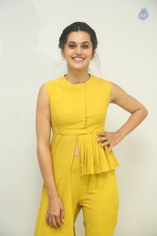 Taapsee Pannu Photos - 5 / 31 photos