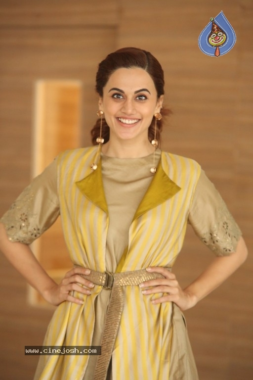 Taapsee Pannu Pictures - 19 / 21 photos