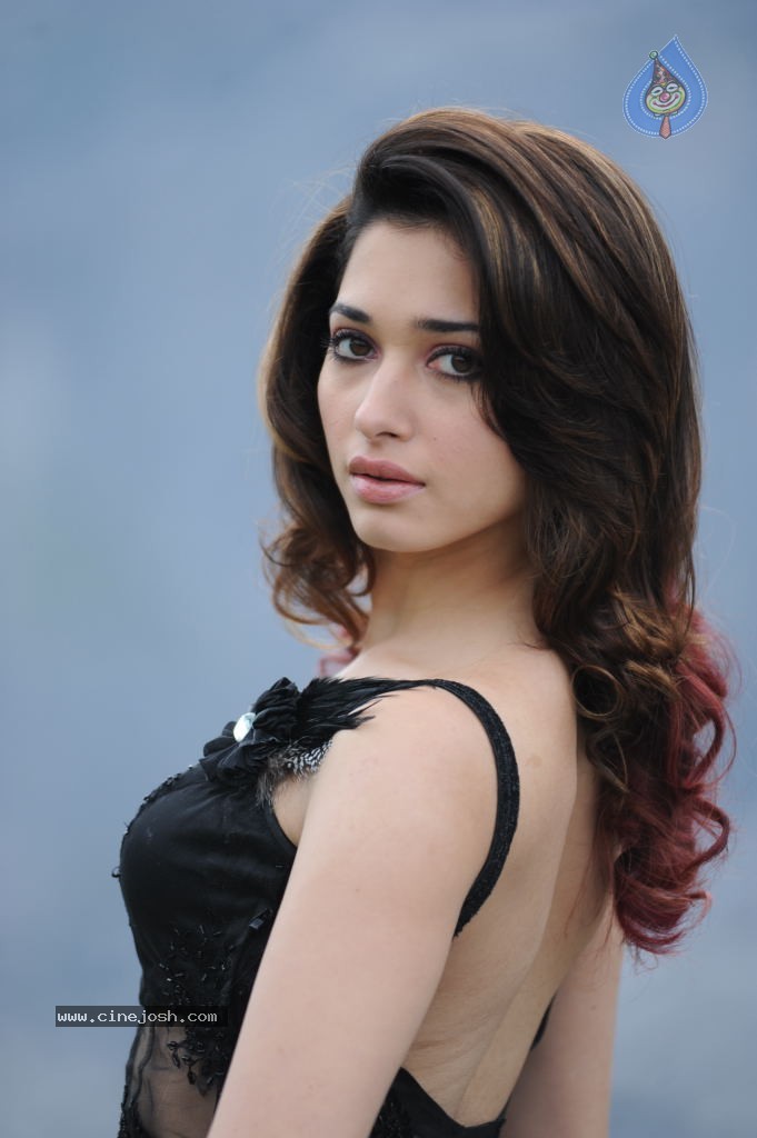 Tamanna Hot Photos - 38 / 151 photos