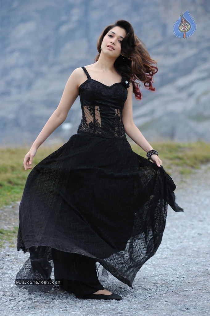 Tamanna Hot Photos - 84 / 151 photos