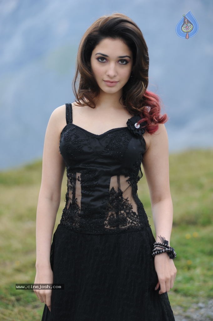 Tamanna Hot Photos - 150 / 151 photos