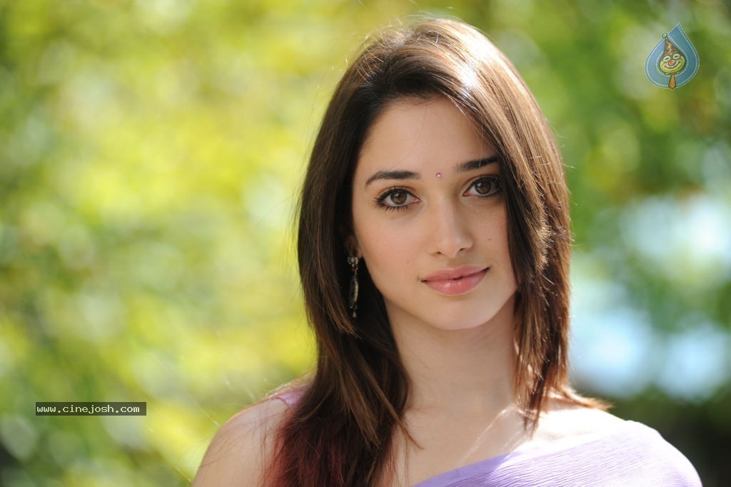 Tamanna Hot Photos - 28 / 70 photos