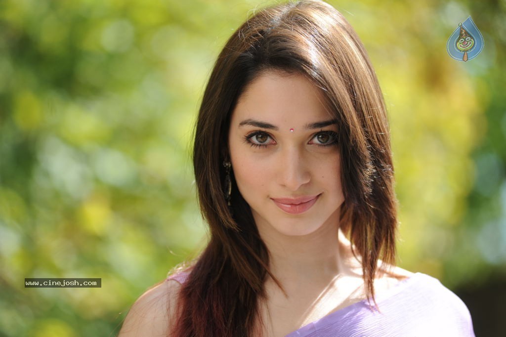 Tamanna Hot Photos - 35 / 70 photos