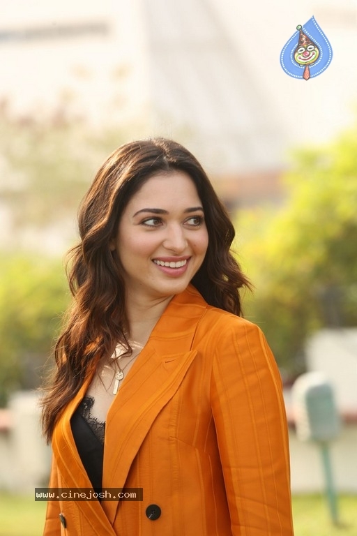 Tamanna interview Photos - 14 / 20 photos