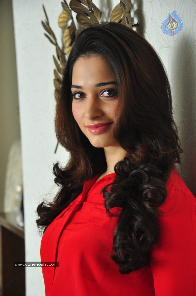 Tamanna Latest Gallery - 21 / 95 photos