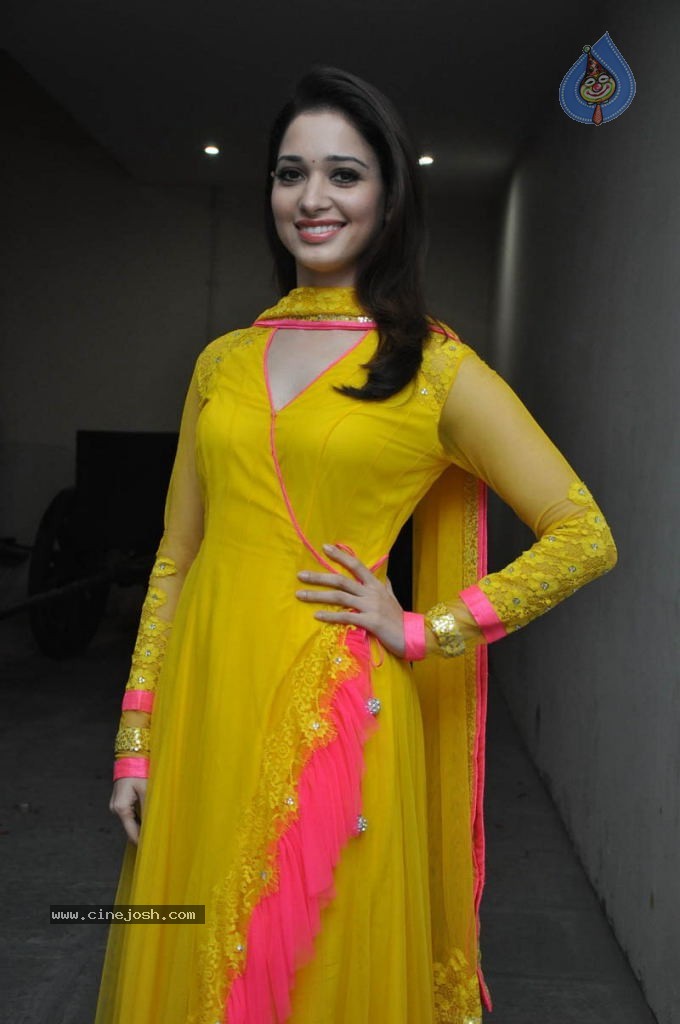 Tamanna Latest Stills - 4 / 53 photos