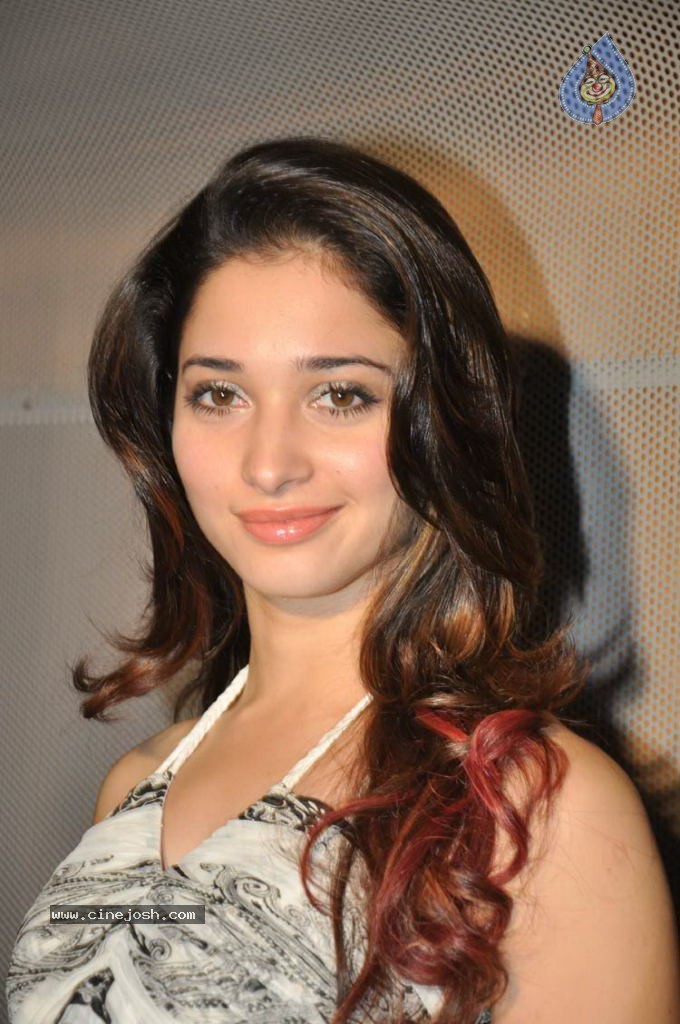 Tamanna Latest Stills - 48 / 65 photos