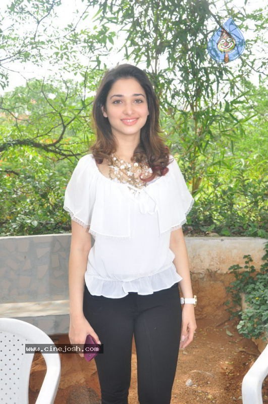 Tamanna Latest Stills - 29 / 30 photos