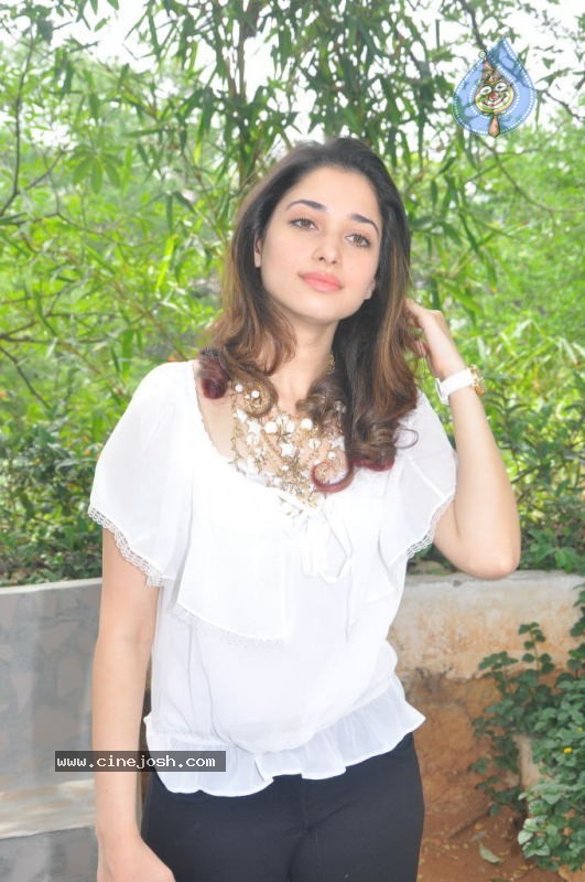 Tamanna Latest Stills - 30 / 30 photos