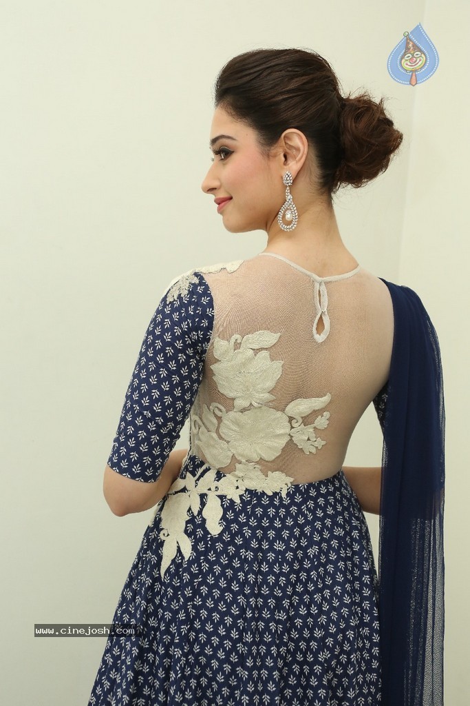 Tamanna New Pics - 29 / 102 photos