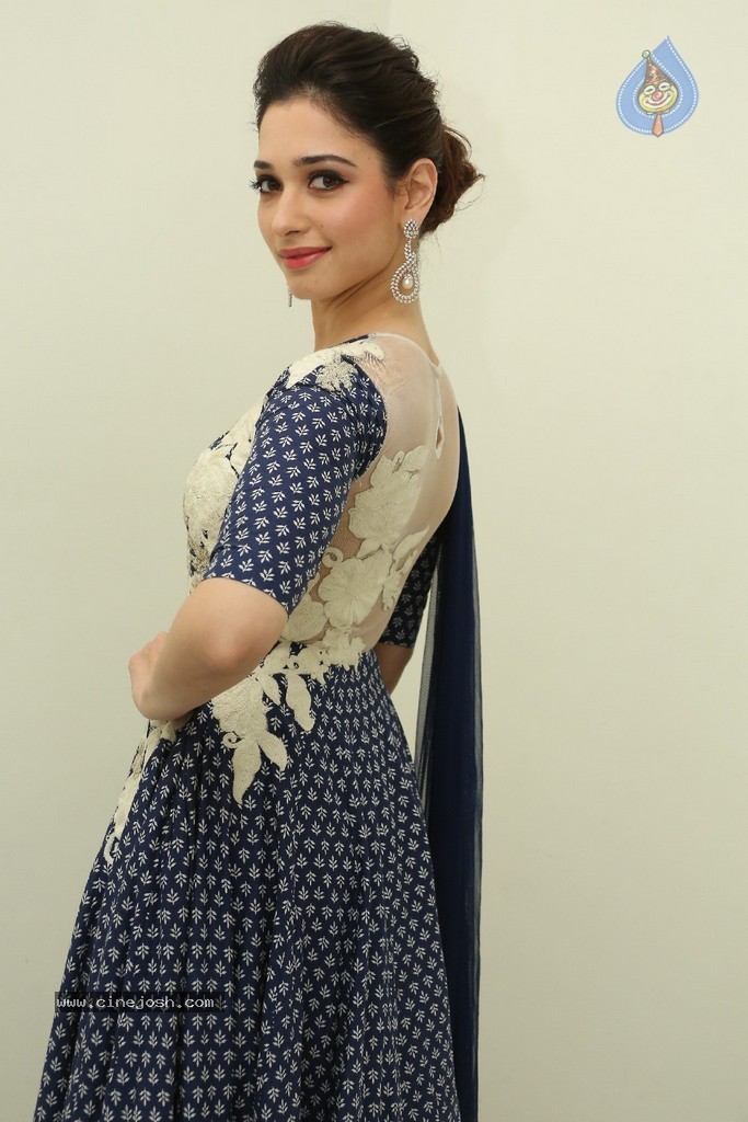 Tamanna New Pics - 40 / 102 photos