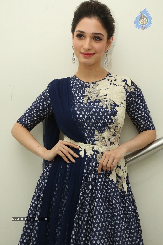 Tamanna New Pics - 80 / 102 photos