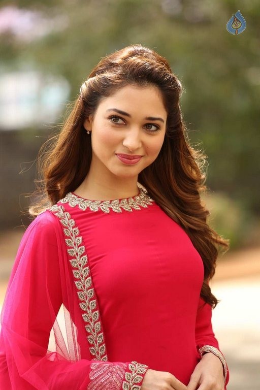 Tamanna New Pics - 20 / 50 photos